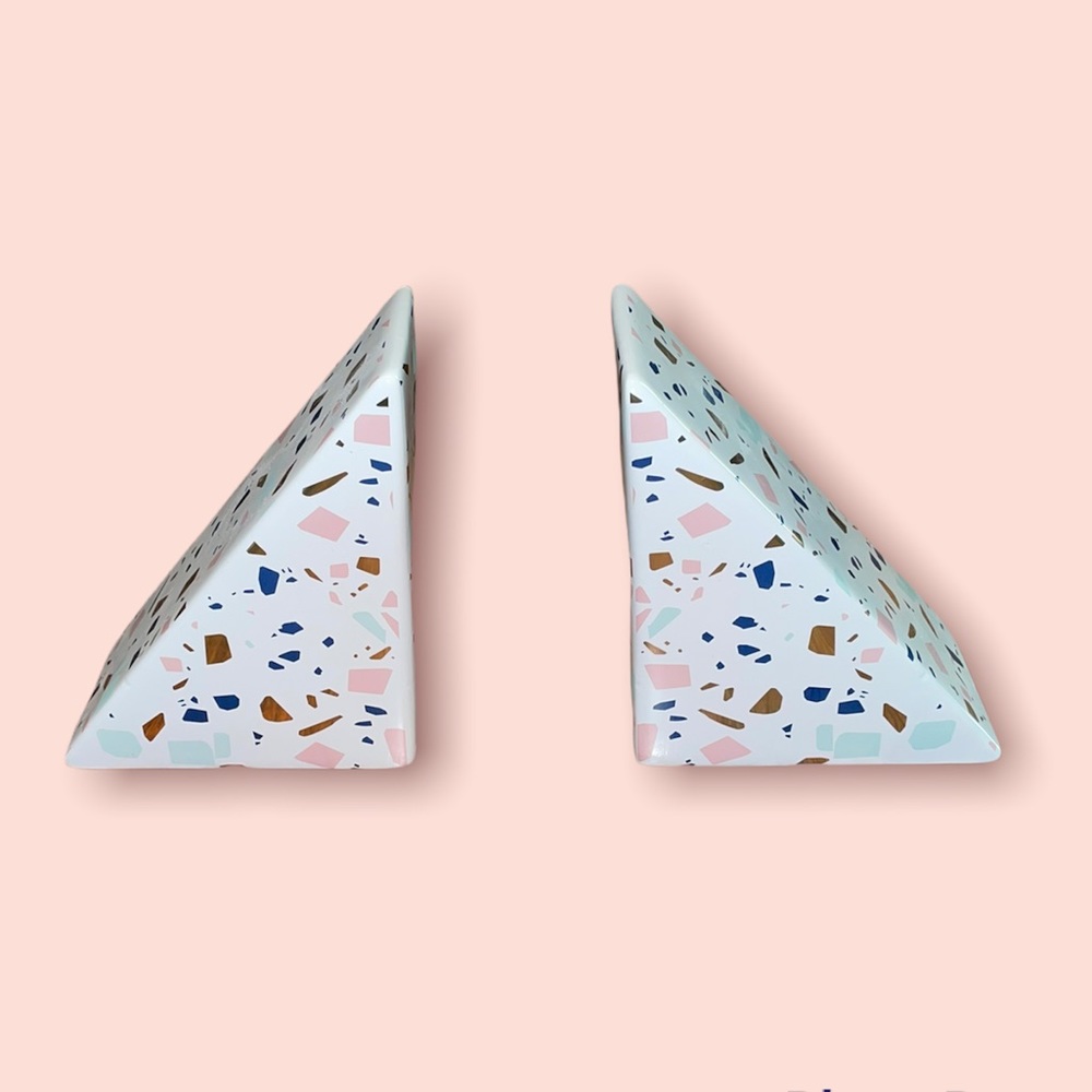 🥳HP🥳 Ceramic Bookends/Decor